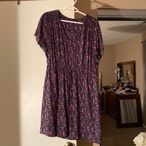 Lucky brand, beautiful short-sleeve floral pattern dress!